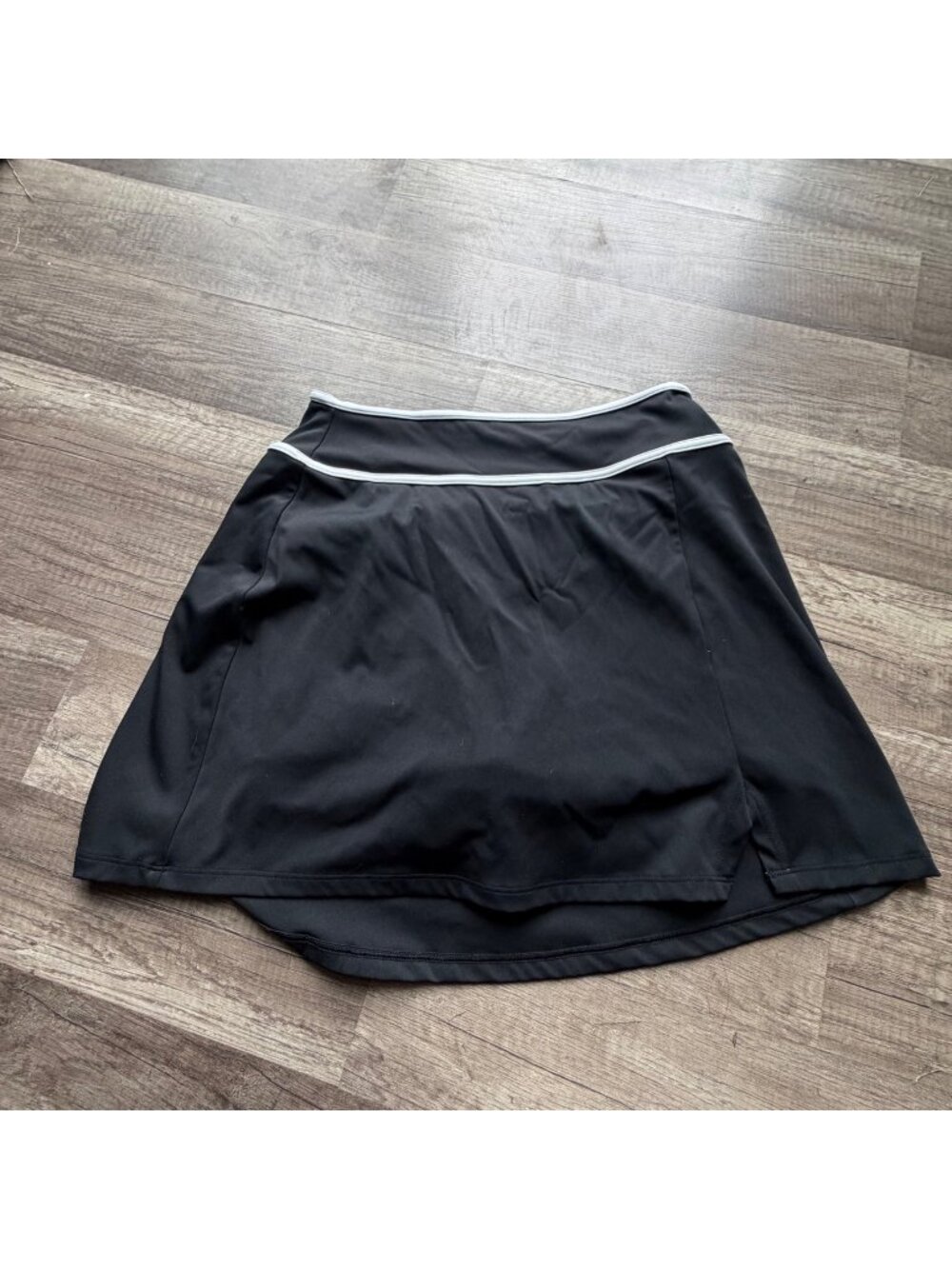 Gilly Hicks Black Athletic Skort With Built-In Shorts & White Accent Trim Size S
